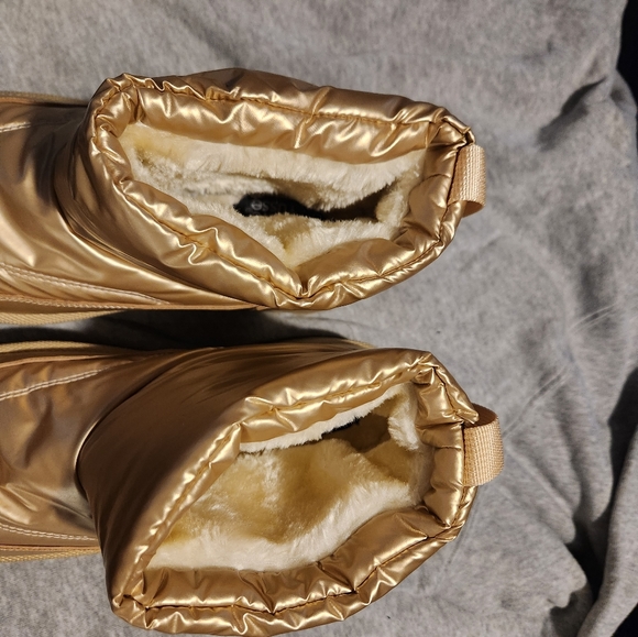 Charlotte Russe Gold And Silver Metallic Platform Boots size 10 - Picture 4 of 7